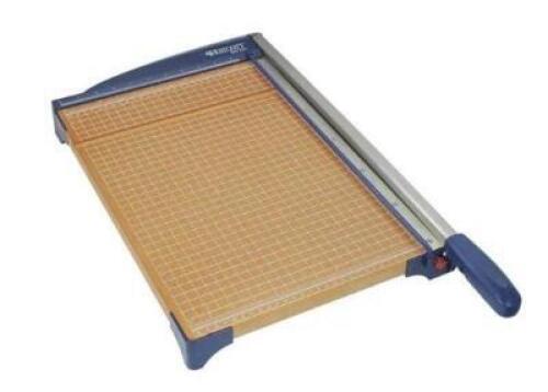 (1) WESTCOTT GUILLOTINE COUNTERETOP PAPER CUTTERS