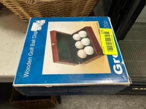 WOODEN GOLF BALL DISPLAY