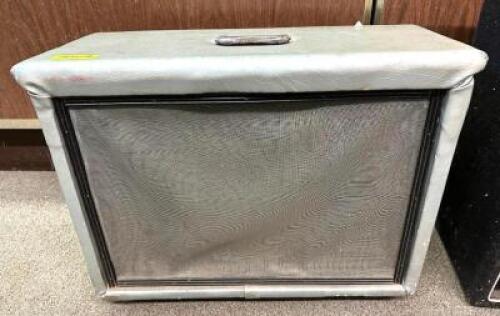 GUITAR AMPLIFIER