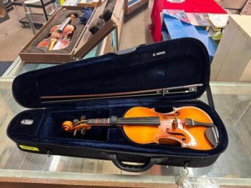 3/4 SIZE VIOLIN W/ CASE AND BOW