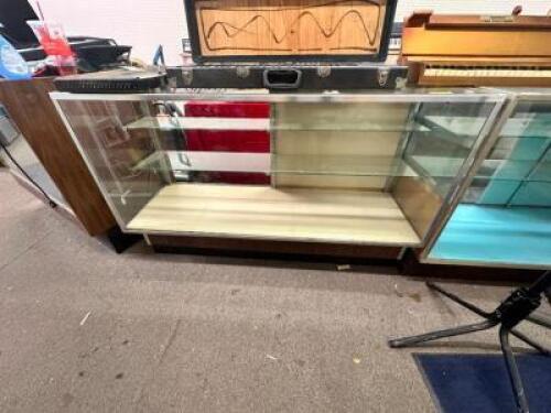 GLASS DISPLAY CABINET