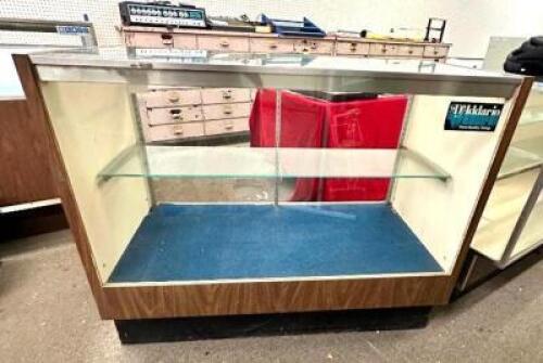 GLASS DISPLAY CABINET