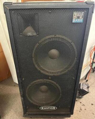 GROOVE 700W BASS CABINET