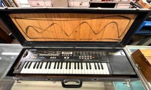DIGITAL PREPROGRAMMED SYNTHESIZER