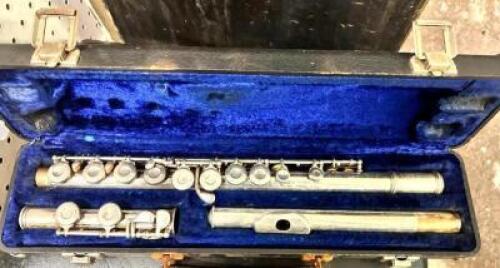 (4)- SCHOOL FLUTES WITH CASES