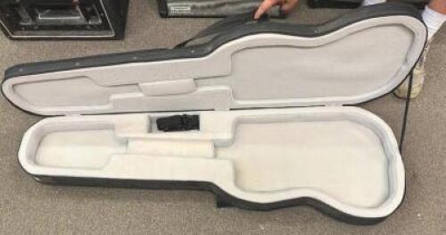 SOFT SIDED GUITAR CASE