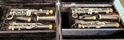 (2)- WOOD CLARINETS
