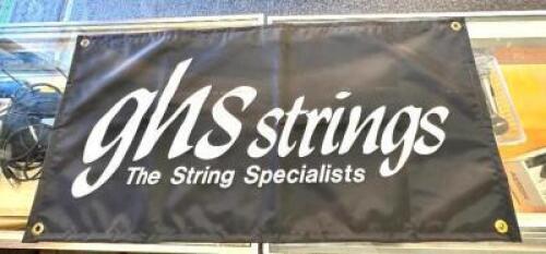 ADVERTISING BANNER