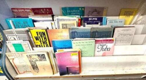 LARGE GROUP OF RELIGIOUS, CHURCH, SINGERS AND SMALL GROUP INSTRUCTIONAL MUSIC BOOKS AND SONGS BOOKS