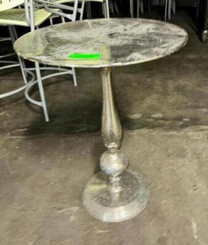 METAL ROUND END TABLE