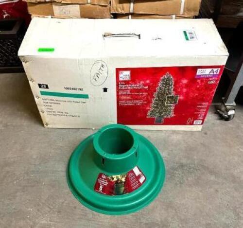 6.5 FT LIGHTED CHRISTMAS TREE & TREE STAND