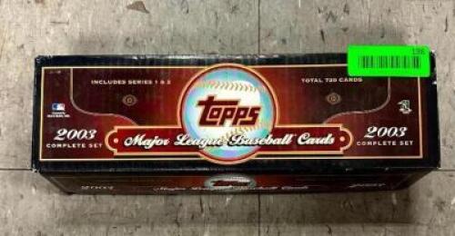 ASSORTMENT OF BASEBALL CARDS