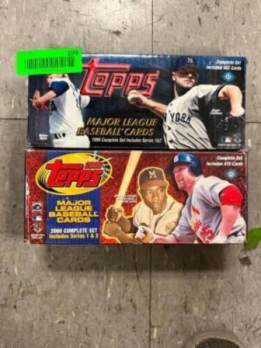 ASSORTMENT OF BASEBALL CARDS