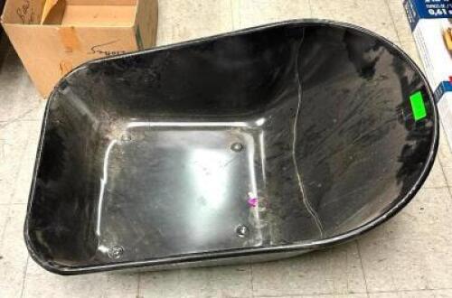 WHEELBARREL BUCKET