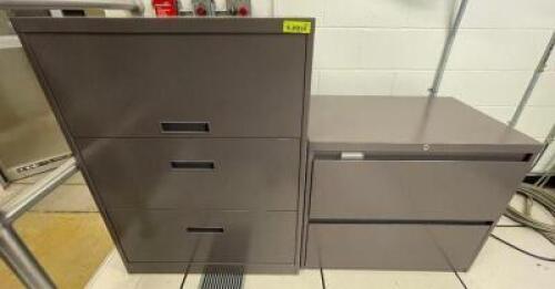 DESCRIPTION (2) FILING CABINETS THIS LOT IS SOLD BY THE PIECE QUANTITY: X BID 2