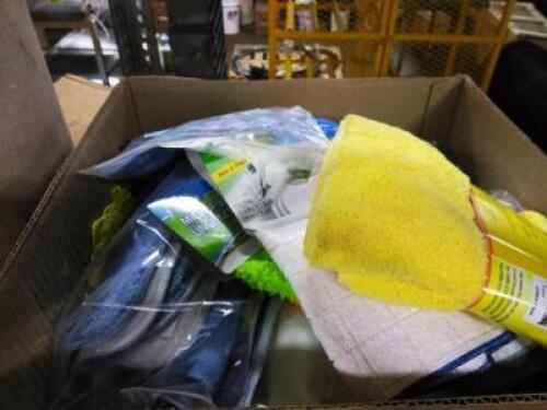 DESCRIPTION: (1) CASE OF MICROFIBER TOWELS QTY: 1