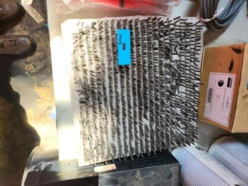 DESCRIPTION: (1) LOT OF APPROX (1300) MICRO DRILL BITS INFORMATION: MUST COME INSPECT RETAIL$: $6.67 PER BIT QTY: 1