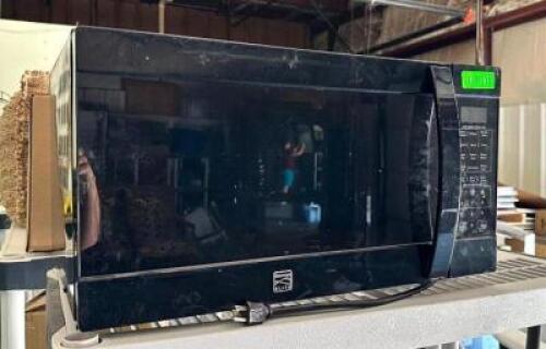 MICROWAVE OVEN