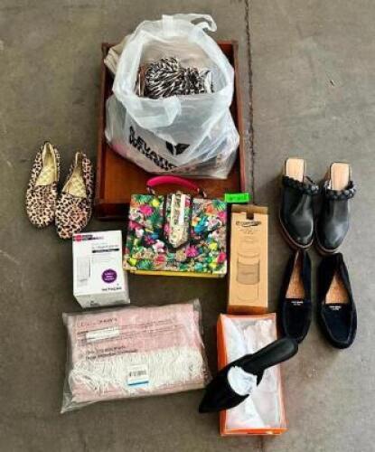 ASSORTMENT OF HOME GOODS