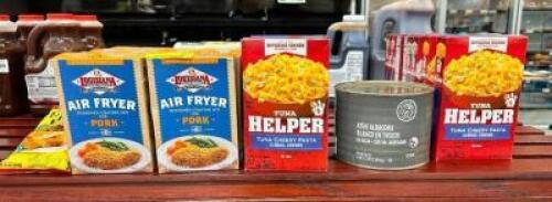 (22)- ASSORTED BOXED MEALS