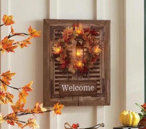 Lit Harvest Wreath Canvas