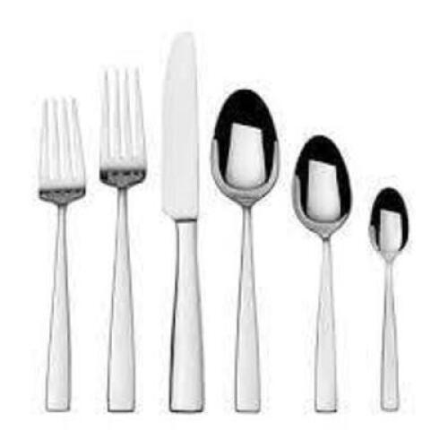 DESCRIPTION: (1) FLATWARE SETBRAND/MODEL: MIKASAINFORMATION: STAINLESS STEELSIZE: SERVICE FOR 8RETAIL$: $100.00 EAQTY: 1