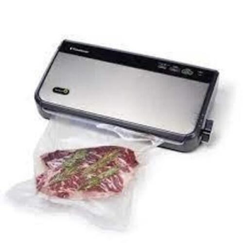 DESCRIPTION: (1) VACUUM SEALING SYSTEMBRAND/MODEL: FOOD SAVERRETAIL$: $150.00 EAQTY: 1