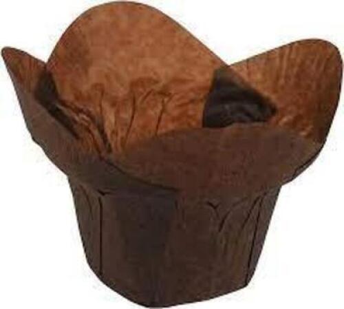 DESCRIPTION: (1) CASE OF (2500) MINI BAKING CUPSBRAND/MODEL: HOFFMASTER #611111INFORMATION: CHOCOLATE BROWNRETAIL$: $363.13 EAQTY: 1