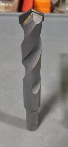 DESCRIPTION: (1) ROTARY/PERCUSSION STRAIGHT SHANK MASONRY BIT BRAND/MODEL: RELTON FX-12-6 SIZE: 3/4" DIA 6" OAL RETAIL$: $24.88 QTY: 1