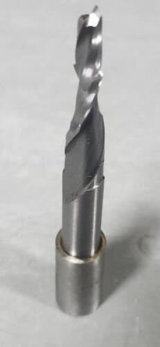 DESCRIPTION: (2) CARBIDE TAPERED ROUTER BITS BRAND/MODEL: ELENCO CT-1007 QTY: 2