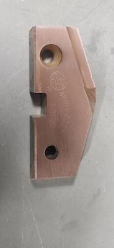DESCRIPTION: (1) COBALT SPADE DRILL INSERTS BRAND/MODEL: ALLIED MACHINE 455H-0227 SIZE: 2-27/32" DIA SEAT 5 RETAIL$: 112.50 ea QTY: 1