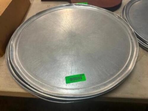 (4) 16" PIZZA PANS