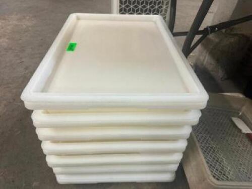 (7) FULL SIZE WHITE PLASTIC FOOD CONTAINERS W/ LIDS.