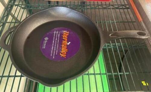12" THERMALLOY CAST IRON SKILLET ( NEW )