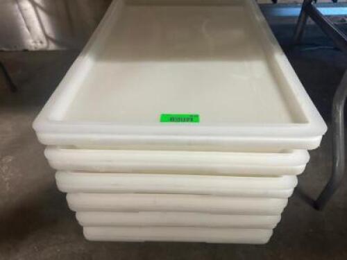 (6) FULL SIZE WHITE PLASTIC FOOD CONTAINERS W/ LIDS.