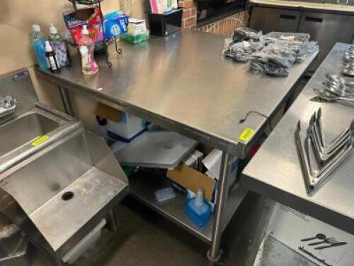 44" X 44" STAINLESS TABLE
