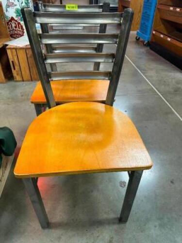 (6) POLISHED METAL FRAMED CHAIRS W/ WOODEN SEATS