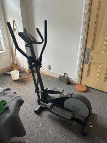 GOLD GYM ELLIPTICAL