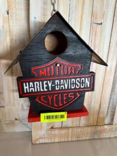 METAL HARLEY DAVIDSON BIRD HOUSE