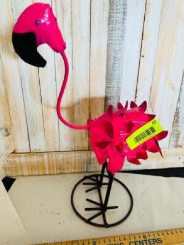 METAL FLAMINGO STATUE