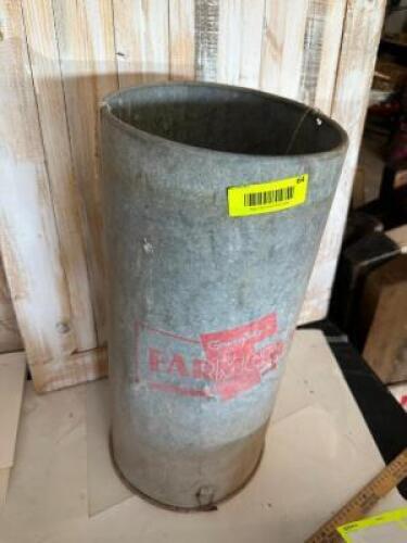 ANTIQUE METAL GAMBELS FARMCREST FEEDER CONTAINER