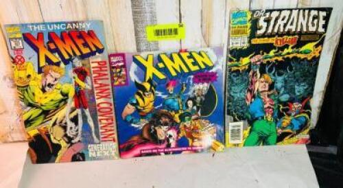(3) VINTAGE SUPERHERO COMICS