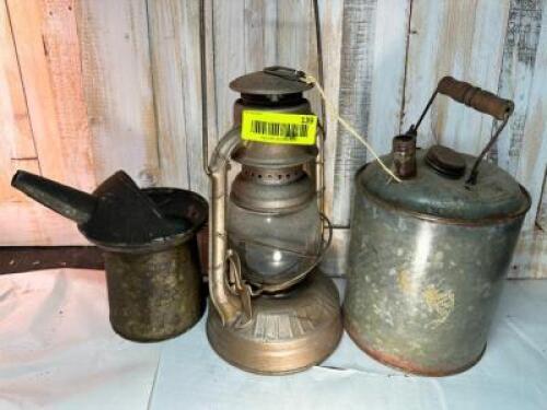 KEROSENE LANTERN/GAS CAN/OIL CAN