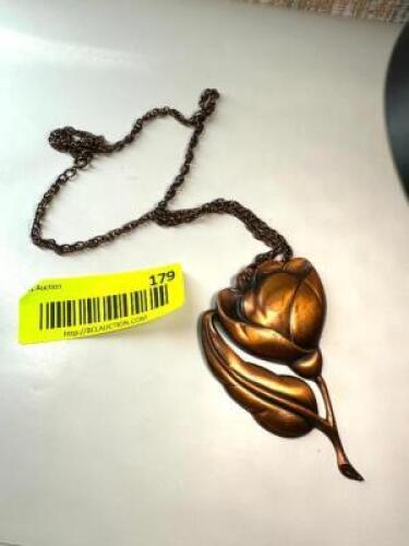 COPPER NECKLACE WITH FLOWER