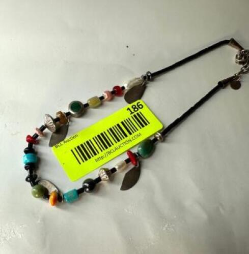 STONE/TURQUOISE NECKLACE