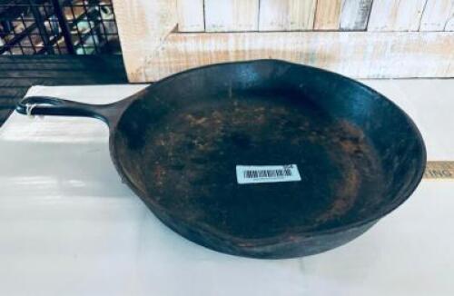 CAST IRON FRYING PAN