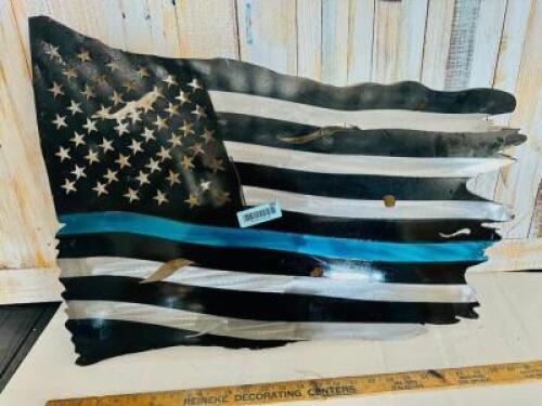 METAL POLICE AMERICAN FLAG