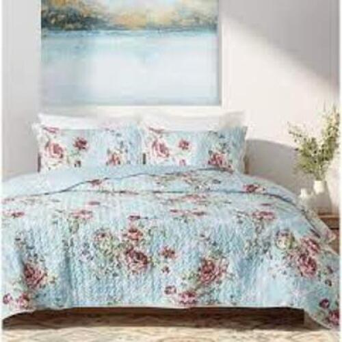 DESCRIPTION: (1) BED AND SHEET SET BRAND/MODEL: COMFORT SPACES #CS10-1285 SIZE: QUEEN RETAIL$: $87.40 EA QTY: 1