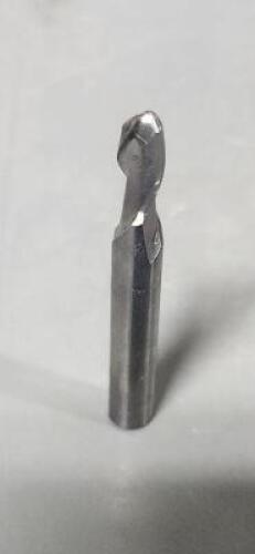 DESCRIPTION: (2) SOLID CARBIDE BALL NOSE END MILL BRAND/MODEL: NIAGARA 55474 SIZE: 7/32" DIA 1/4" LOC RETAIL$: $49.76 QTY: 2