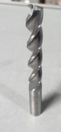 DESCRIPTION: (3) SOLID CARBIDE JOBBER DRILLS BRAND/MODEL: FULLERTON 15490 SIZE: 17/32" 7XD RETAIL$: $192.96 EA QTY: 3